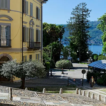 Loggia Degli Innocenti Laura - Flat In The Center And Near The With Two Bedrooms Appartamento *