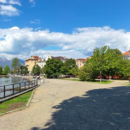 Appartamento Loggia Degli Innocenti Laura - Flat In The Center And Near The With Two Bedrooms *