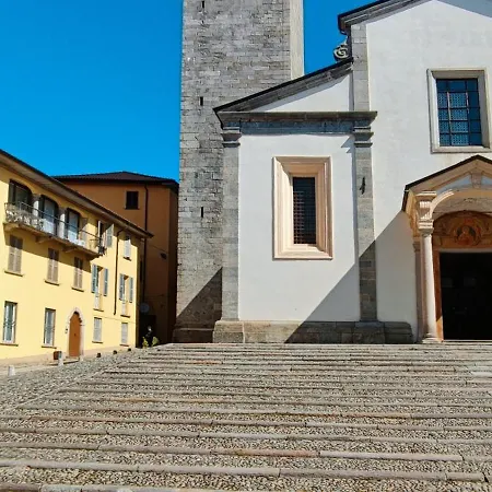 Loggia Degli Innocenti Laura - Flat In The Center And Near The With Two Bedrooms Apartment Verbania