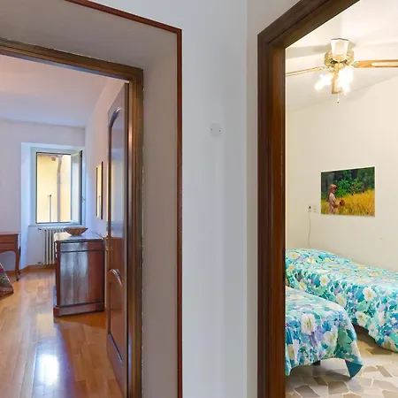 Loggia Degli Innocenti Laura - Flat In The Center And Near The With Two Bedrooms Verbania