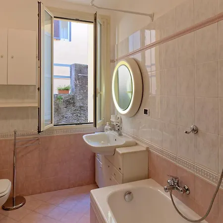 Loggia Degli Innocenti Laura - Flat In The Center And Near The With Two Bedrooms Apartment *