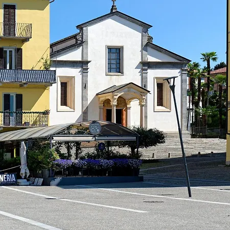 Apartment Loggia Degli Innocenti Laura - Flat In The Center And Near The With Two Bedrooms