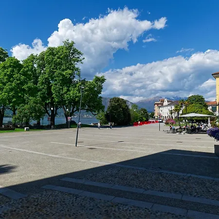 Loggia Degli Innocenti Laura - Flat In The Center And Near The With Two Bedrooms * Verbania