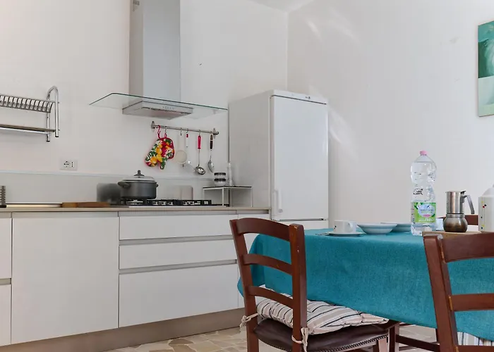 Loggia Degli Innocenti Laura - Flat In The Center And Near The With Two Bedrooms Appartement *