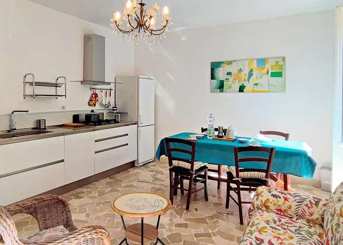 Loggia Degli Innocenti Laura - Flat In The Center And Near The With Two Bedrooms Appartement *
