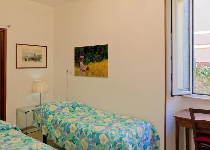 Loggia Degli Innocenti Laura - Flat In The Center And Near The With Two Bedrooms Appartement *