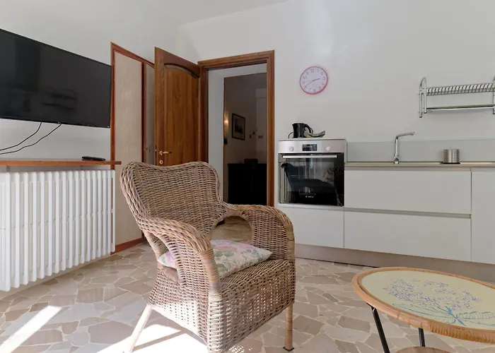 Loggia Degli Innocenti Laura - Flat In The Center And Near The With Two Bedrooms Appartement